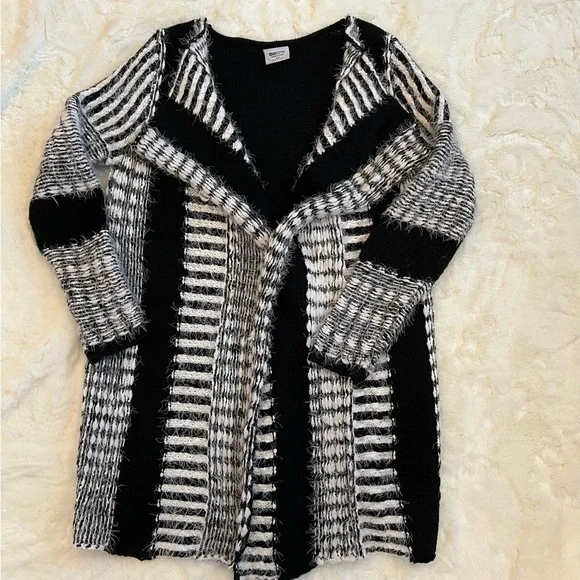 MS Mad Style Cardigan Black/White Fuzzy Long Knit S/M - Picture 4 of 7